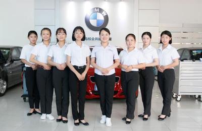 00后女生学汽修 打破性别刻板印象，99%汽车企业青睐的新趋势